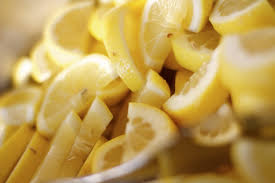 Yellow lemons-lemon-juice-benefits