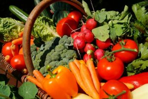 Liquify Vegetable Peel As Fertilizers-garden-vegetables